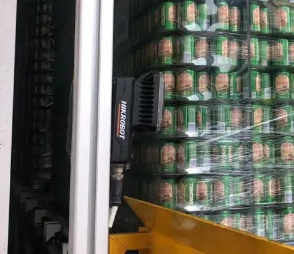 百年青啤邂逅智能制造！?？禉C器人為青島啤酒注入智造新活力