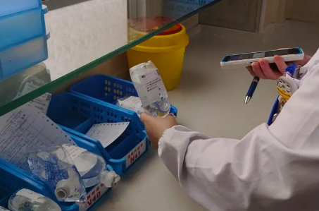 富立葉醫(yī)療版手持終端使用場景.png 富立葉醫(yī)療版手持終端使用場景.png